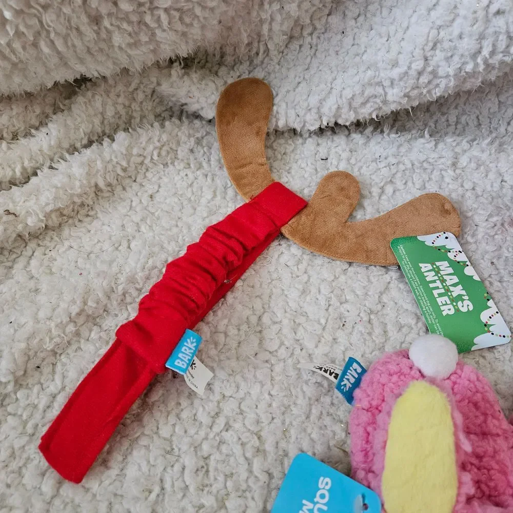 Bark Box Lot of Toys Yappy Meal, Grinch Max's Horn, and Bunny Slippers NWT‎